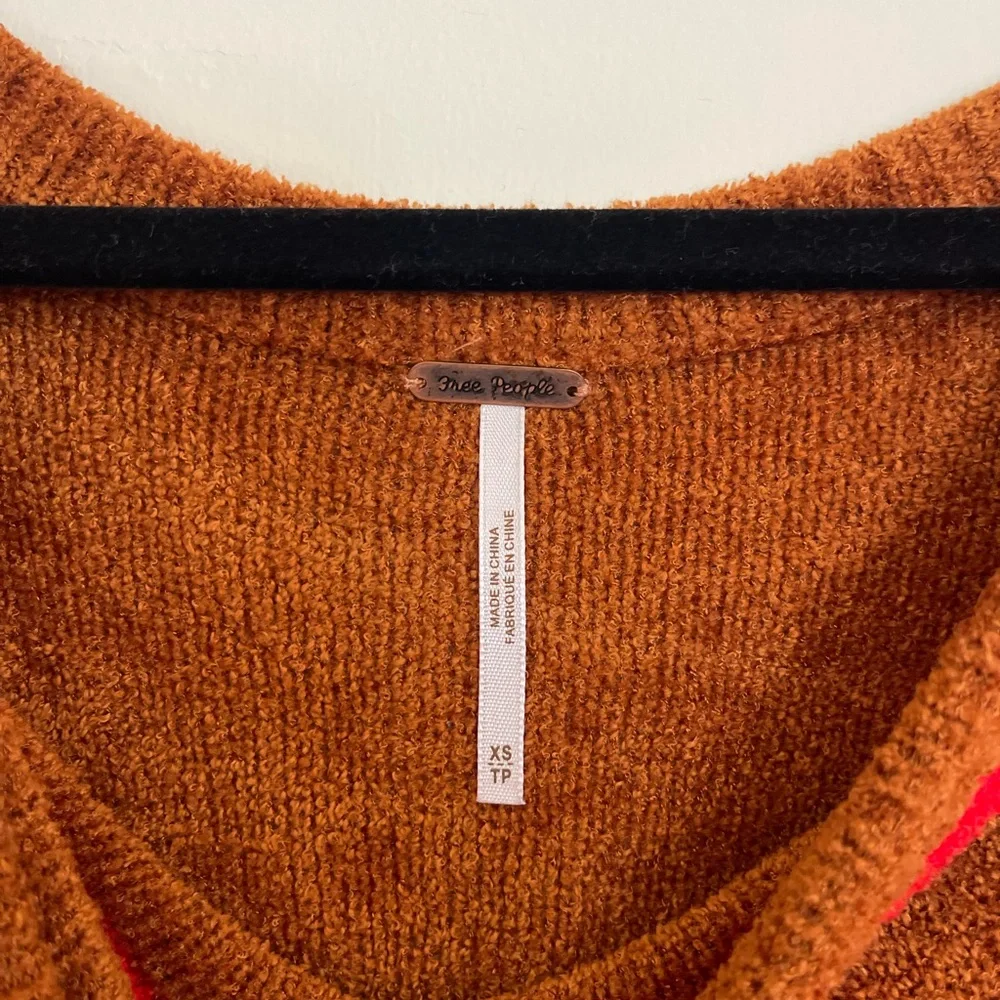 Colorful Striped Sweater - Picture 3 of 6